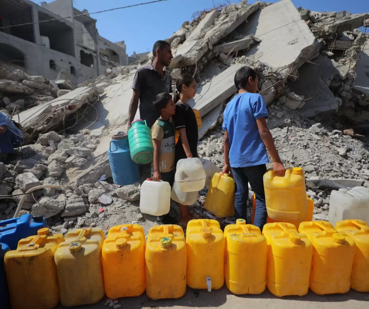Gazze’de su krizi ve abluka binlerce Filistinliyi zor durumda bıraktı 2