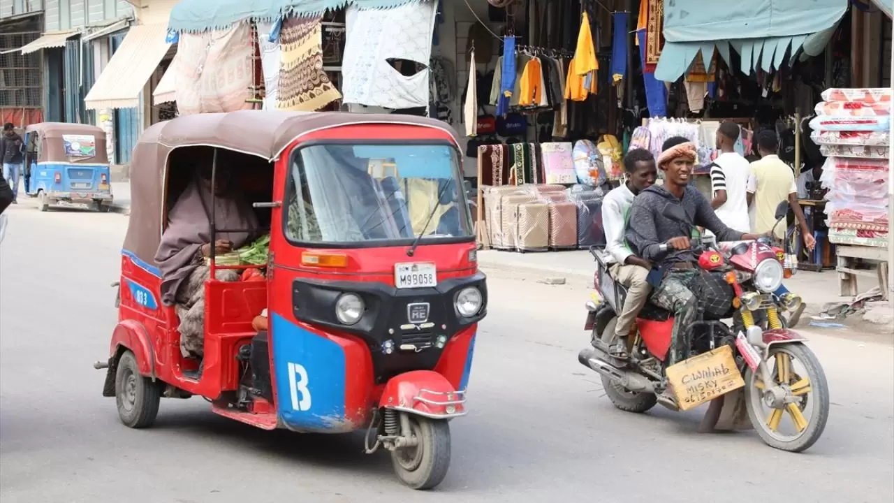 Somali, artan güvenliğiyle turistlerin ilgi odağı haline geliyor 3