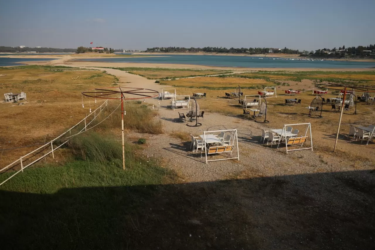 Kuraklık 'sevgi yolu'nu ortaya çıkarttı 6