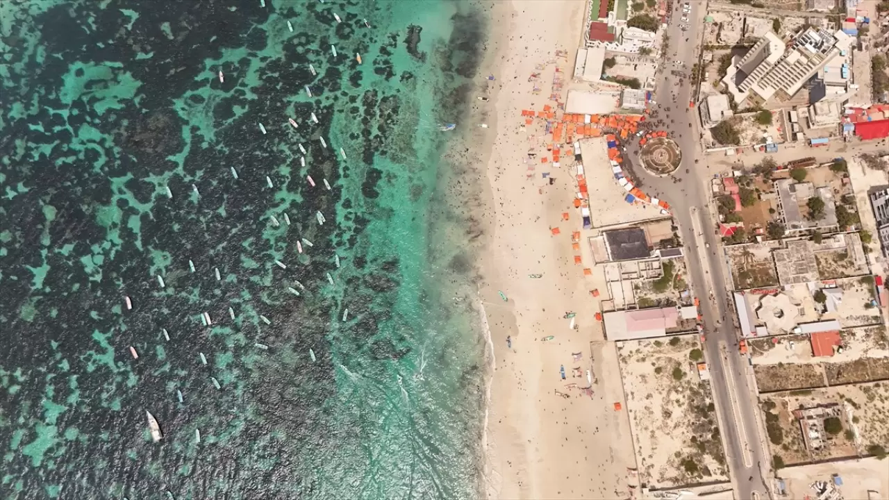 Somali, artan güvenliğiyle turistlerin ilgi odağı haline geliyor 11