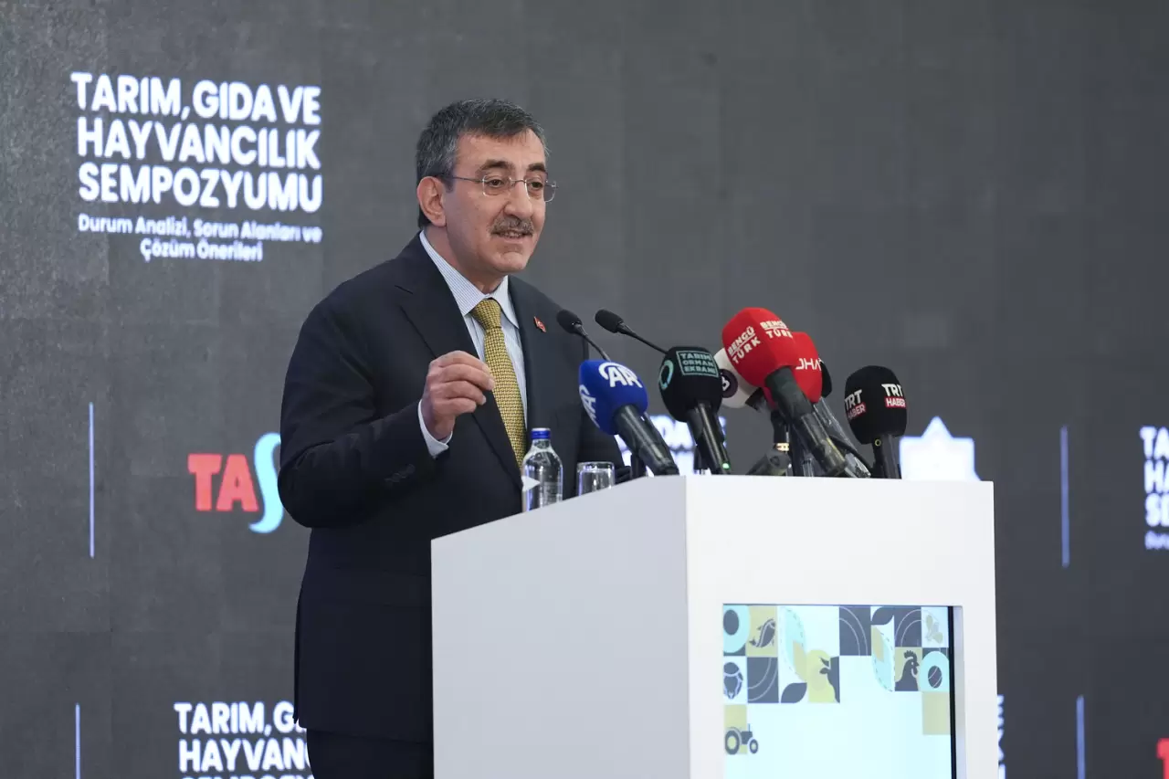 Cevdet Yılmaz Tarım, Gıda ve Hayvancılık Sempozyumu'nda konuştu 6