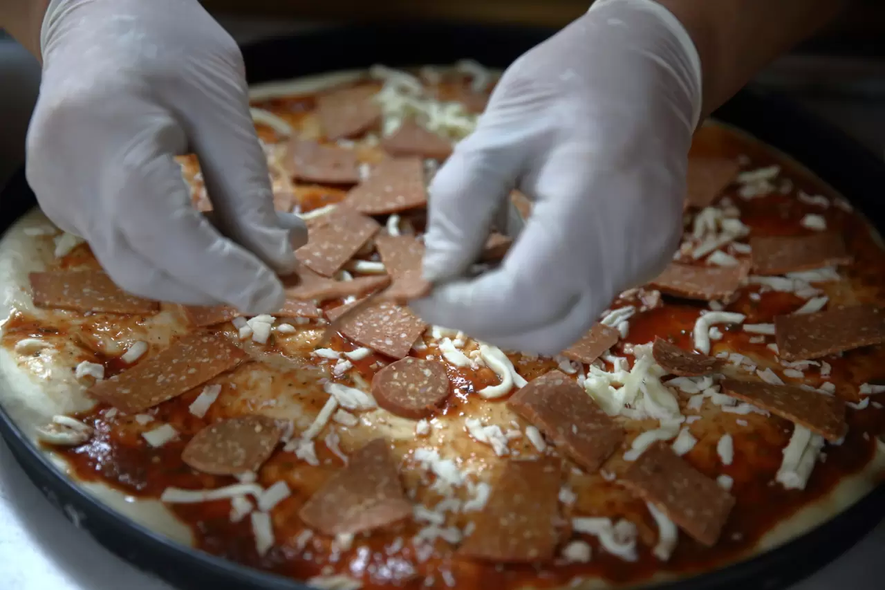 Köyüne pizzacı açtı şimdi talebe yetişmeye çalışıyor 5