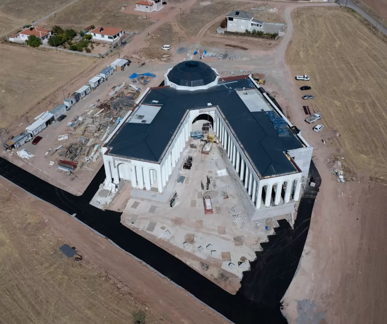 Türkiye’nin ve Dünyanın en büyük cemevi açılıyor: Horasan Erenleri Dergahı 11 Ekim’de kapılarını açacak 1
