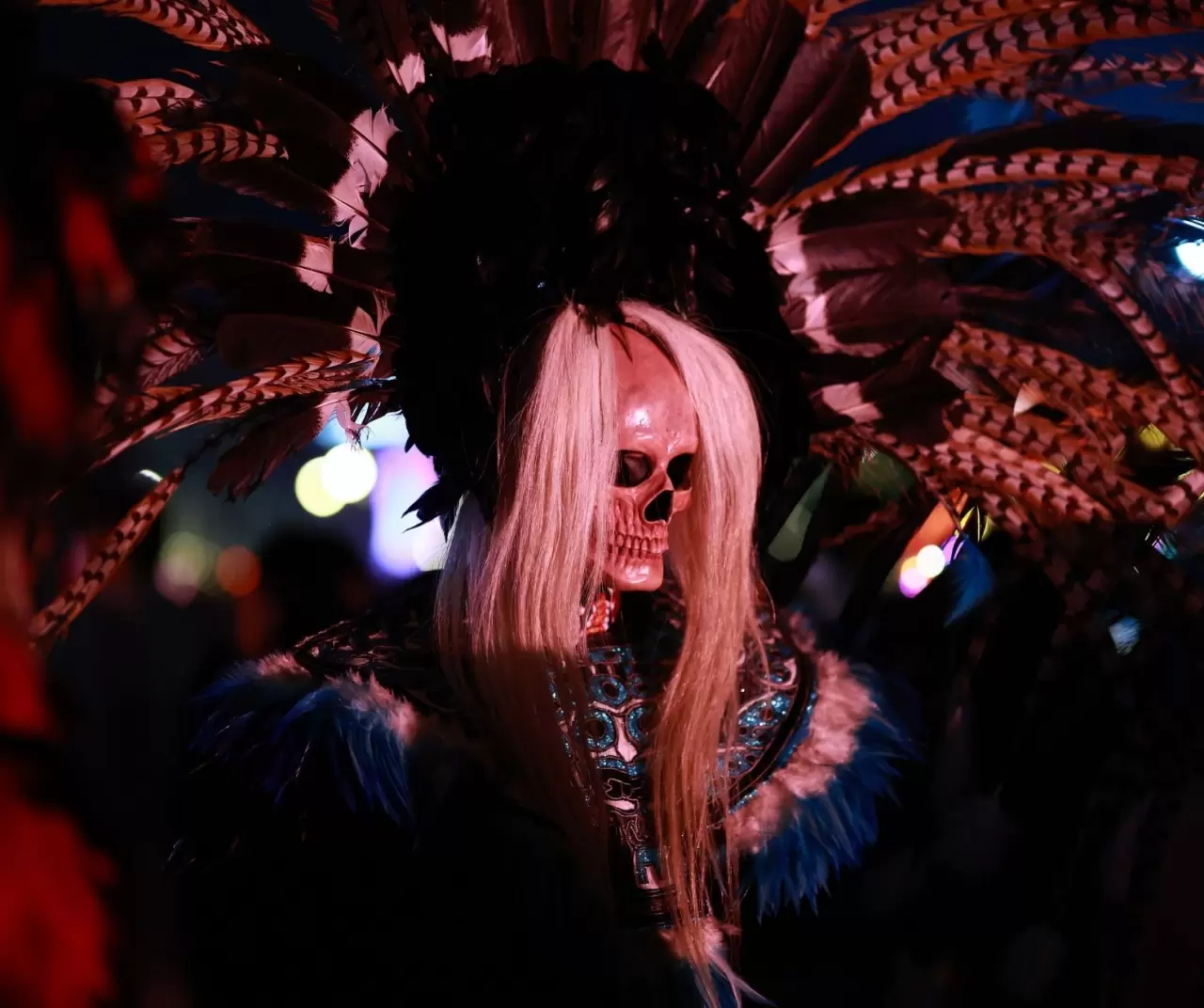 Meksika’da ‘Ölüler Günü’ festivali: Renkli iskeletler sokakları süsledi 9