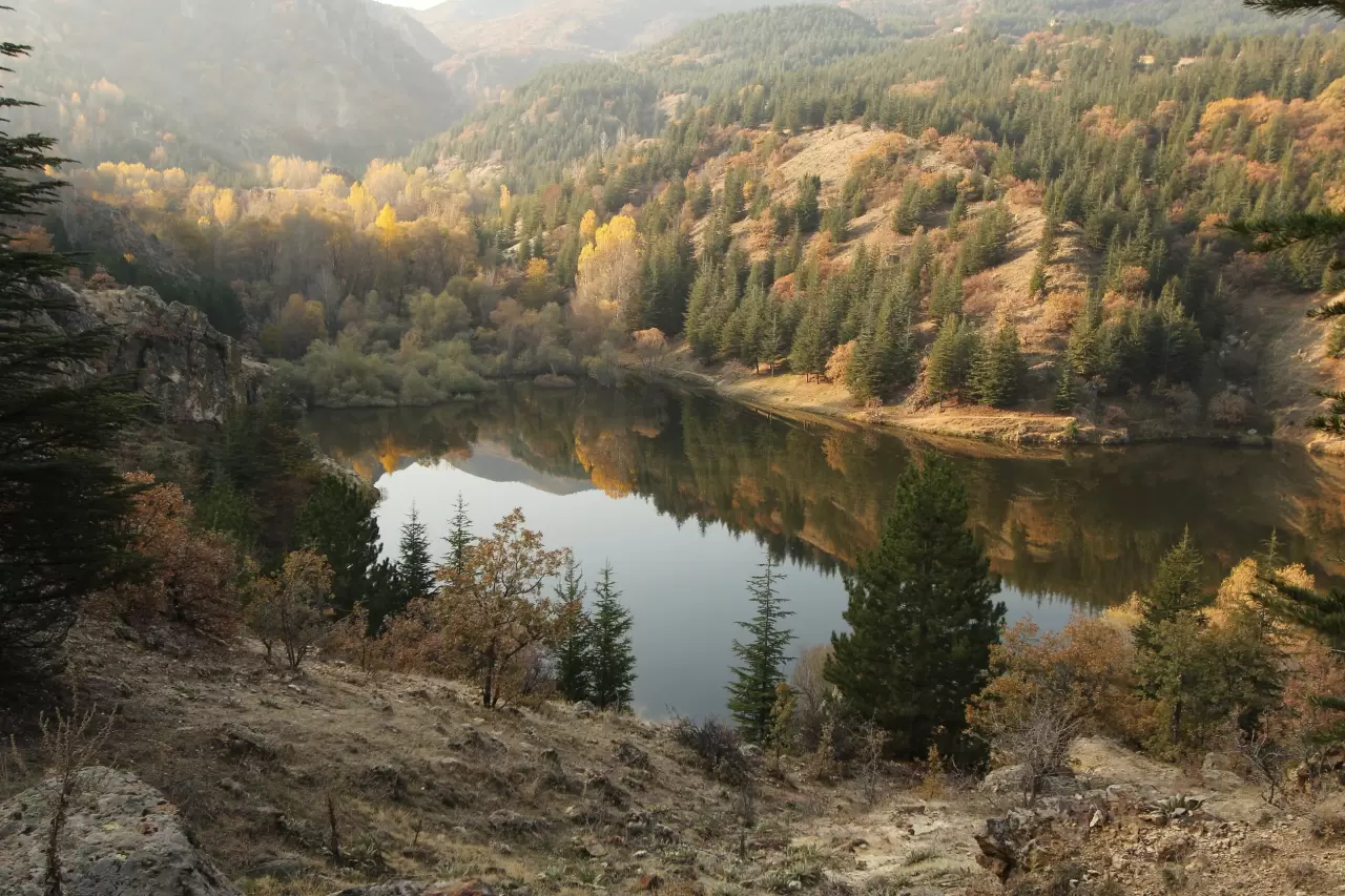 Afyonkarahisar'da doğa görsel şölen oluşturdu 2