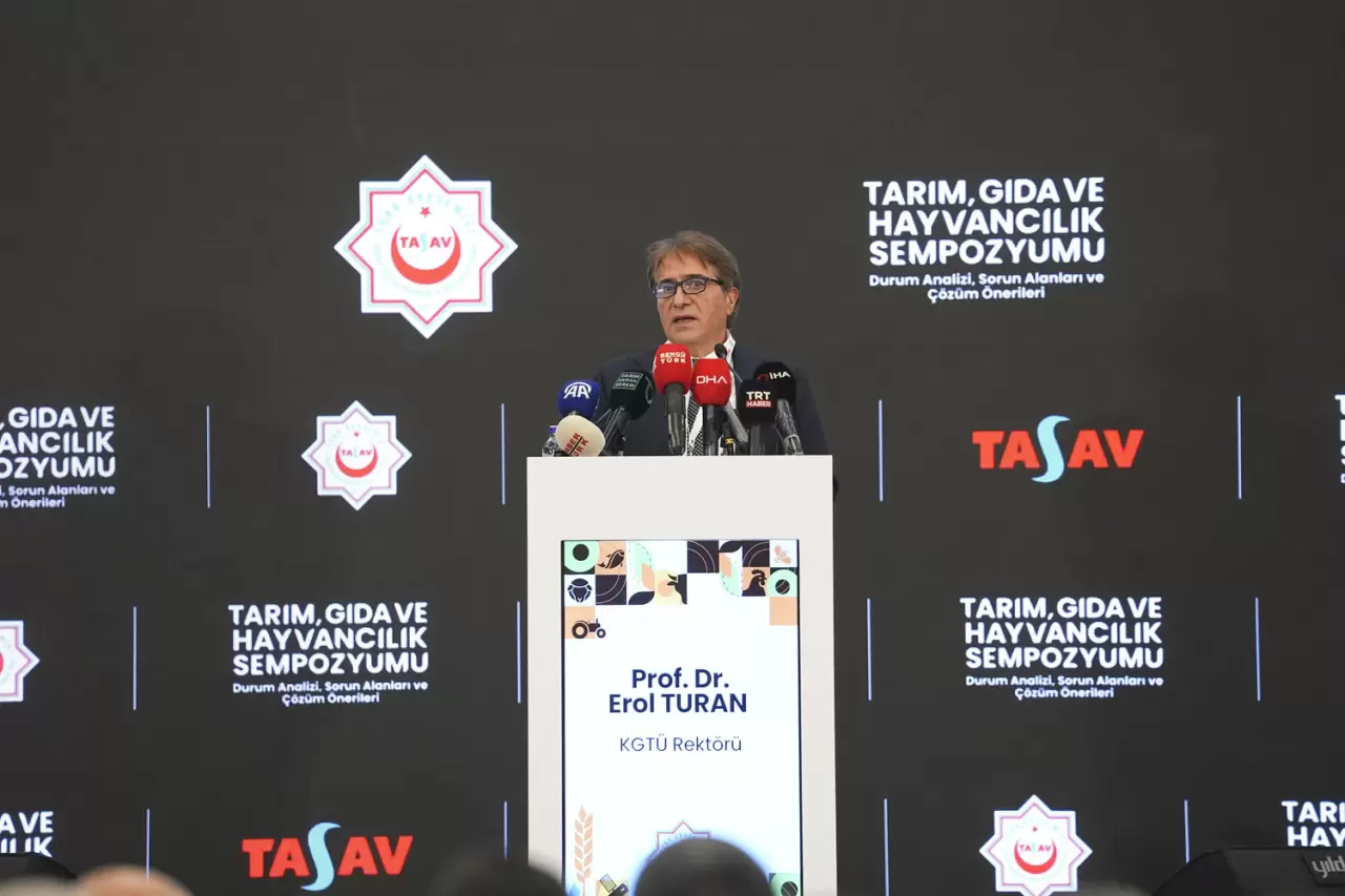 Cevdet Yılmaz Tarım, Gıda ve Hayvancılık Sempozyumu'nda konuştu 10