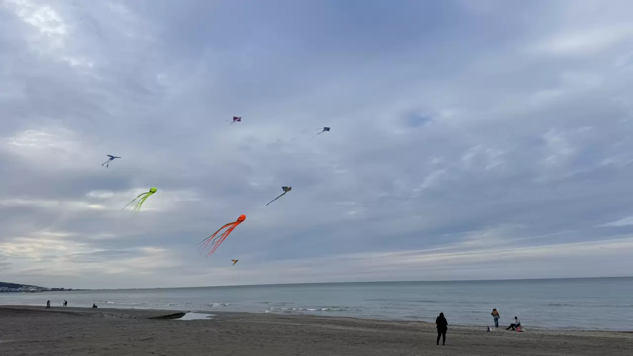 Samsun'un semalarını uçurtmalar renklendirdi 2