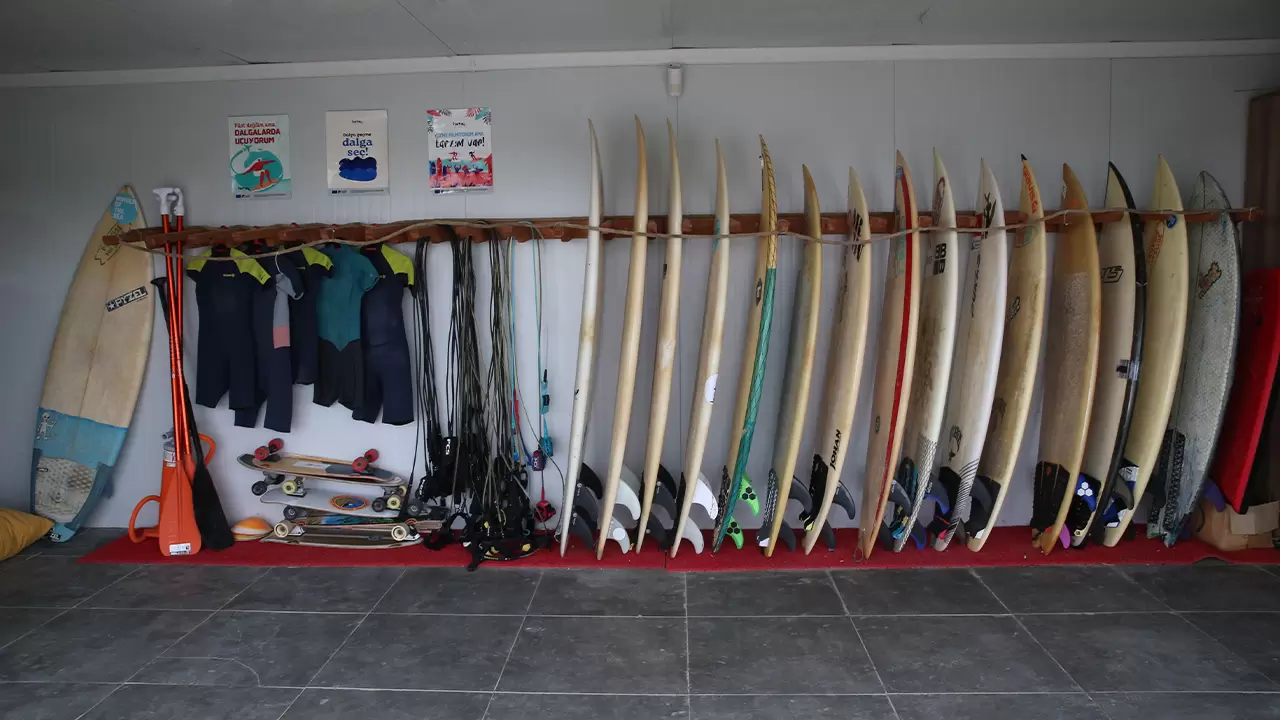 Hatay Sörf Merkezi, deprem sonrası umudu dalgalarla büyütüyor 5