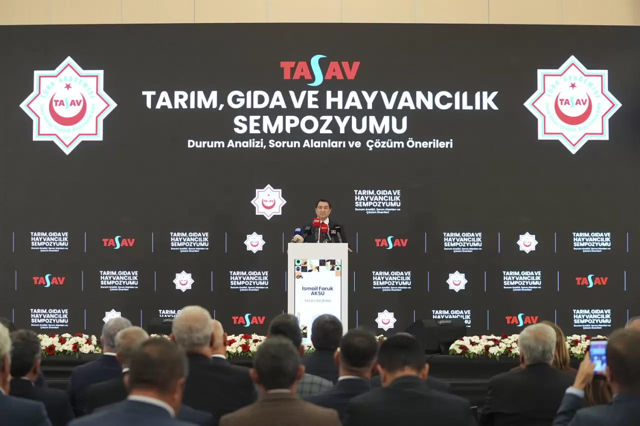 Cevdet Yılmaz Tarım, Gıda ve Hayvancılık Sempozyumu'nda konuştu 13
