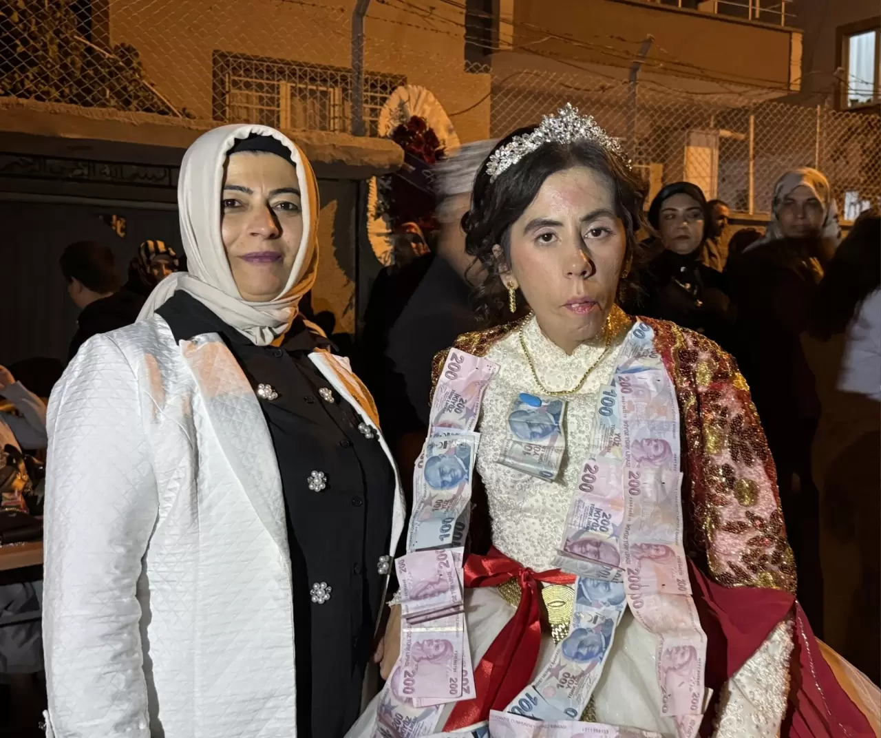 Kahramanmaraş’ta zihinsel engelli genç kızın gelinlik hayali gerçekleşti 2