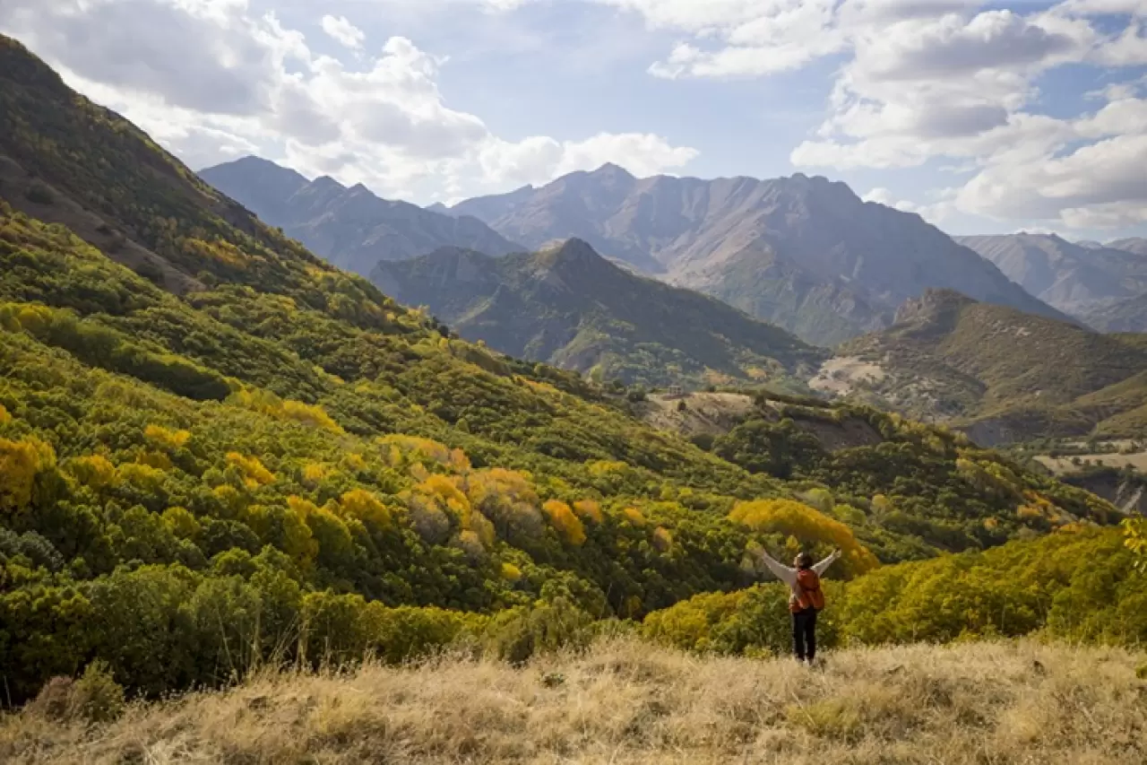 Tunceli’nin zirveleri sonbahar renklerine büründü 1