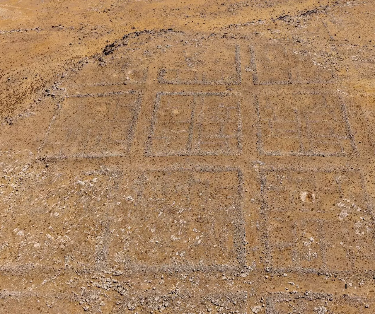 Zernaki Tepe’de 6 yeni kitabe bulundu: 3 bin yıllık antik kent gün yüzüne çıkıyor 6