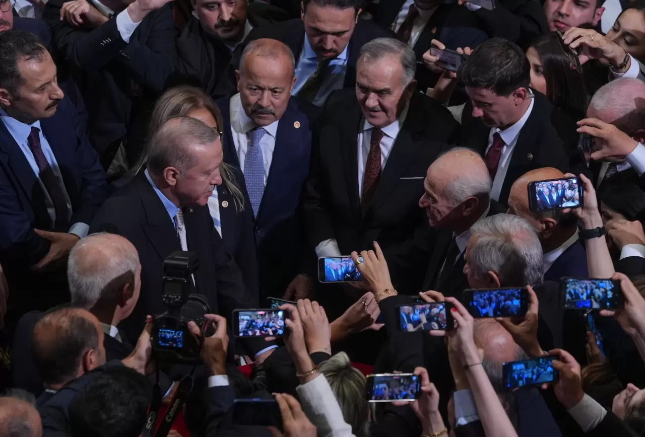 CHP'nin olmadığı resepsiyonda ne kriz ne gerginlik vardı. İşte resepsiyondan sıcak kareler... 11