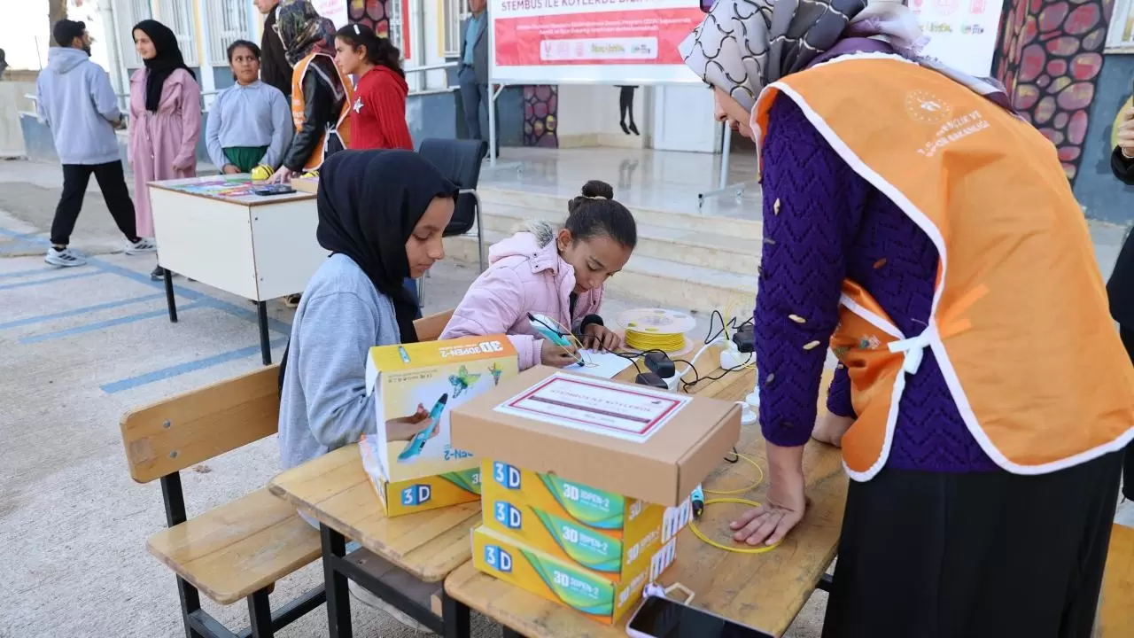 Öğretmenler kırsaldaki öğrencilere bilim ve teknoloji taşıyor 8