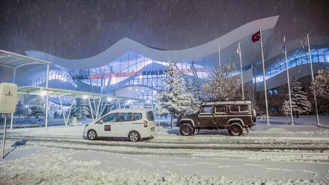 Türkiye’nin bazı yüksek kesimleri kar beyaza büründü 3