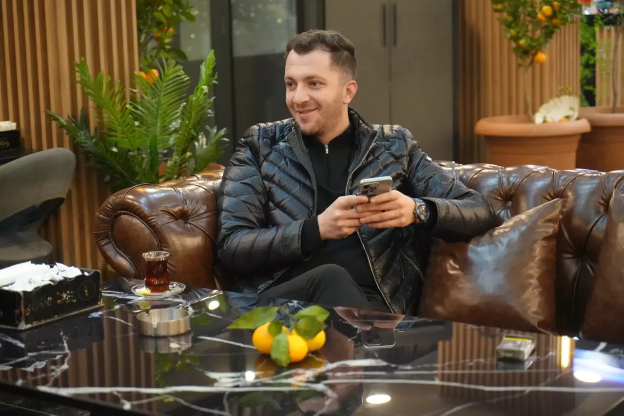 Kafe'de yetiştirilen mandalina ağaçları, müşterileri büyülüyor! 9