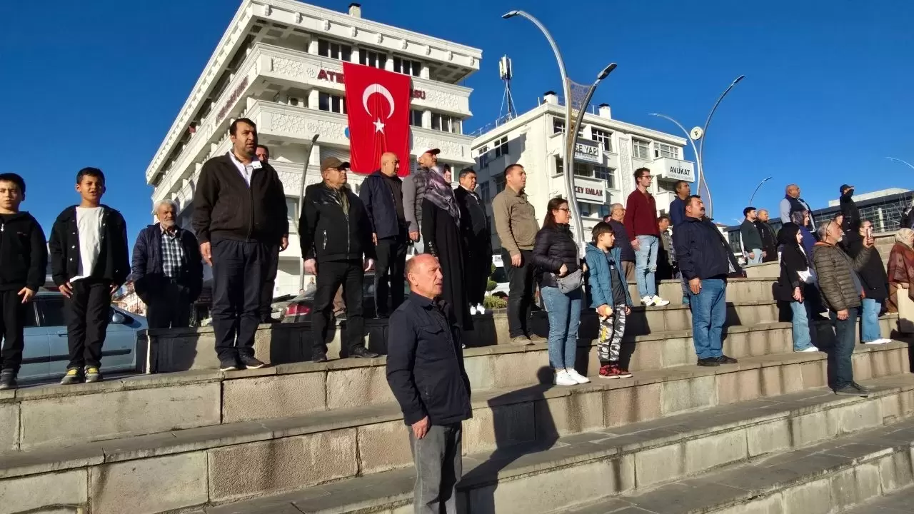 Yozgat’ta 09.05’te hayat durdu: Atatürk, 87. ölüm yılında Yozgat’ta anıldı 1