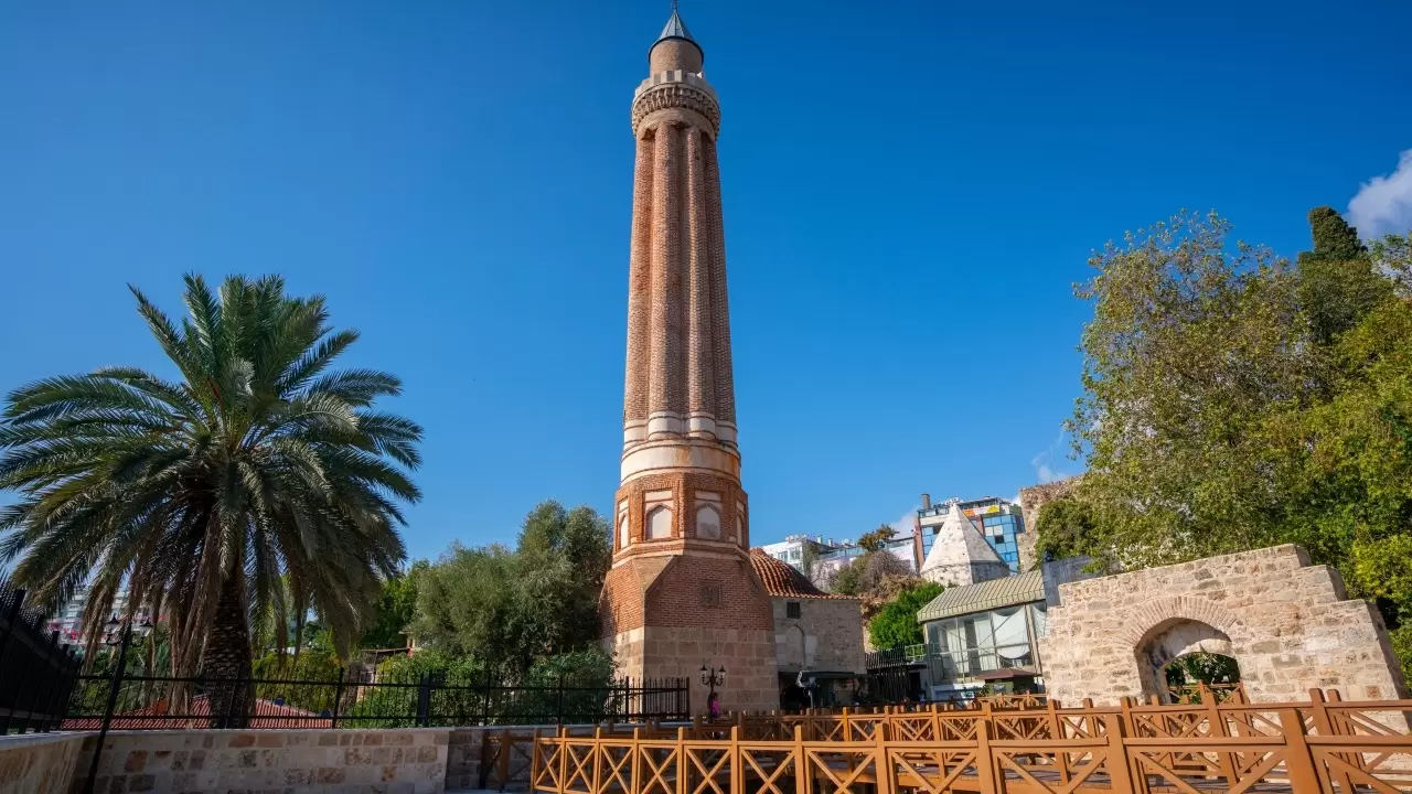 Yivli Minare Külliyesi yeni çehresiyle ziyaretçilerini ağırlıyor 17