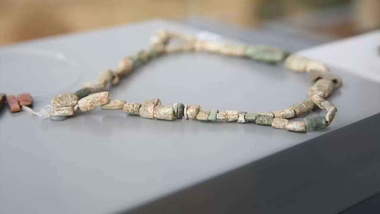 Neolitik dönemin 3 boyutlu insan heykelleri ilk kez sergilenecek 5