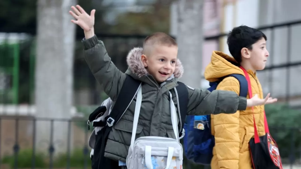 Ara tatil bitti, öğrenciler yeniden ders başında 1