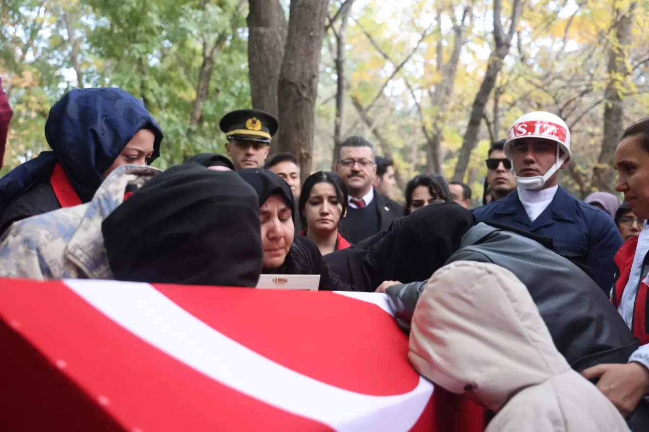 Konyalı şehit Ahmet Yasir Kuyucu son yolculuğuna uğurlandı 5