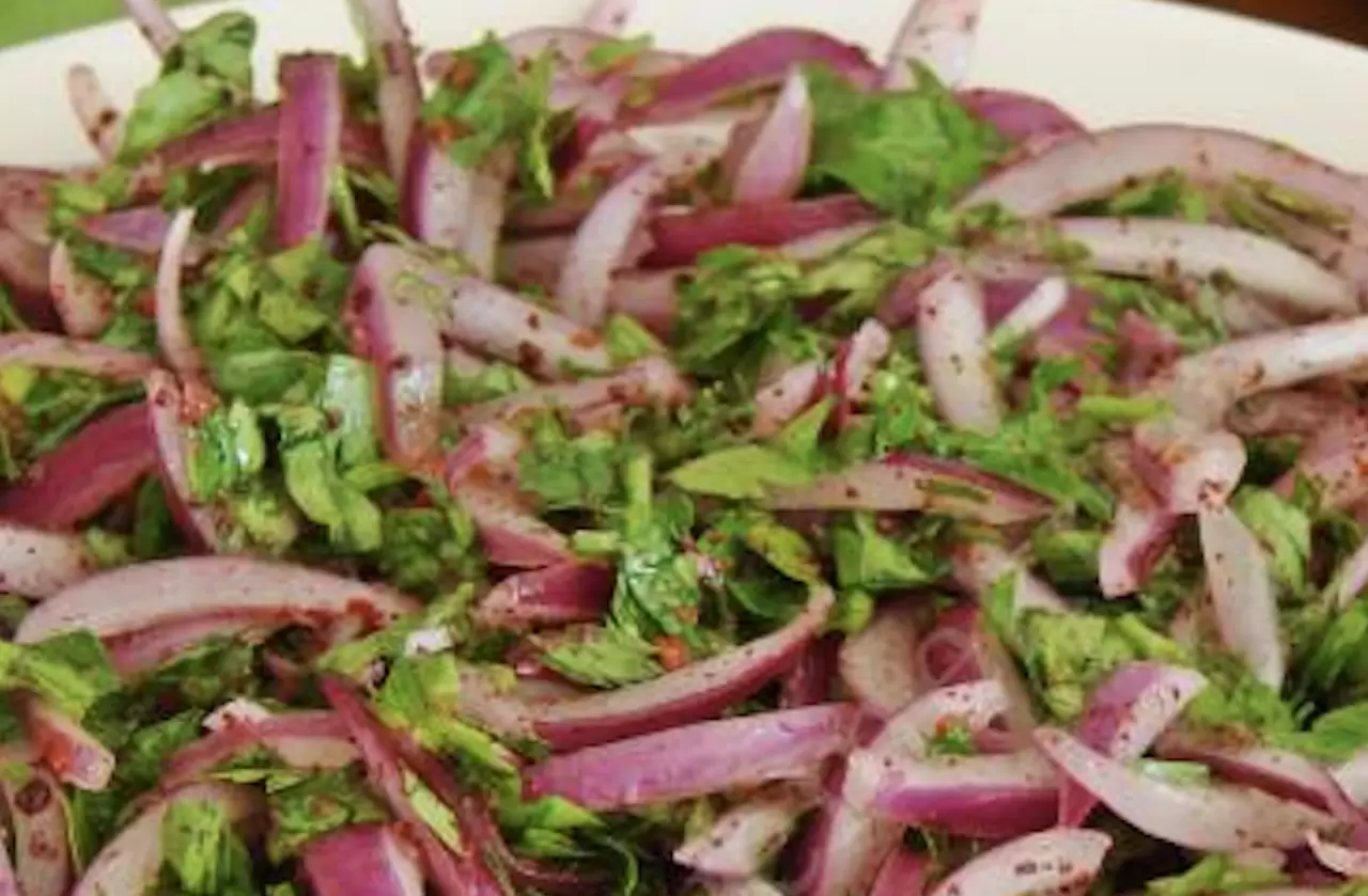 GÜNÜN MENÜSÜ 22 KASIM 2025 | 'Bugün ne pişirsem?' diyenlere akşam yemeği tarifleri 4