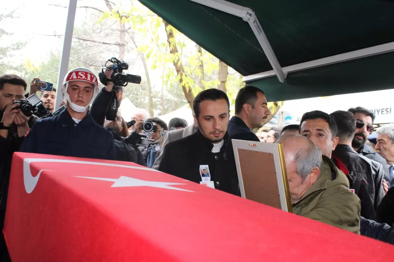 Şehit Binbaşı Nihat İlgen Kayseri’de defnedildi 2