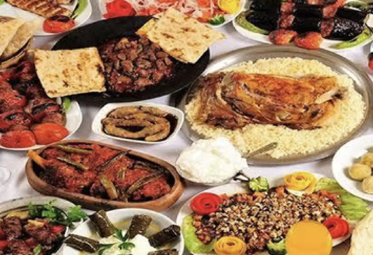 GÜNÜN MENÜSÜ 22 KASIM 2025 | 'Bugün ne pişirsem?' diyenlere akşam yemeği tarifleri 1