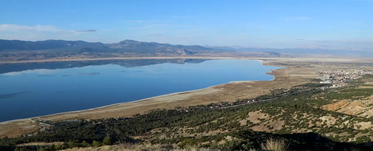 Türkiye’nin 7’nci büyük gölü alarm veriyor! Burdur Gölü 55 yılda 21 metre çekildi 2