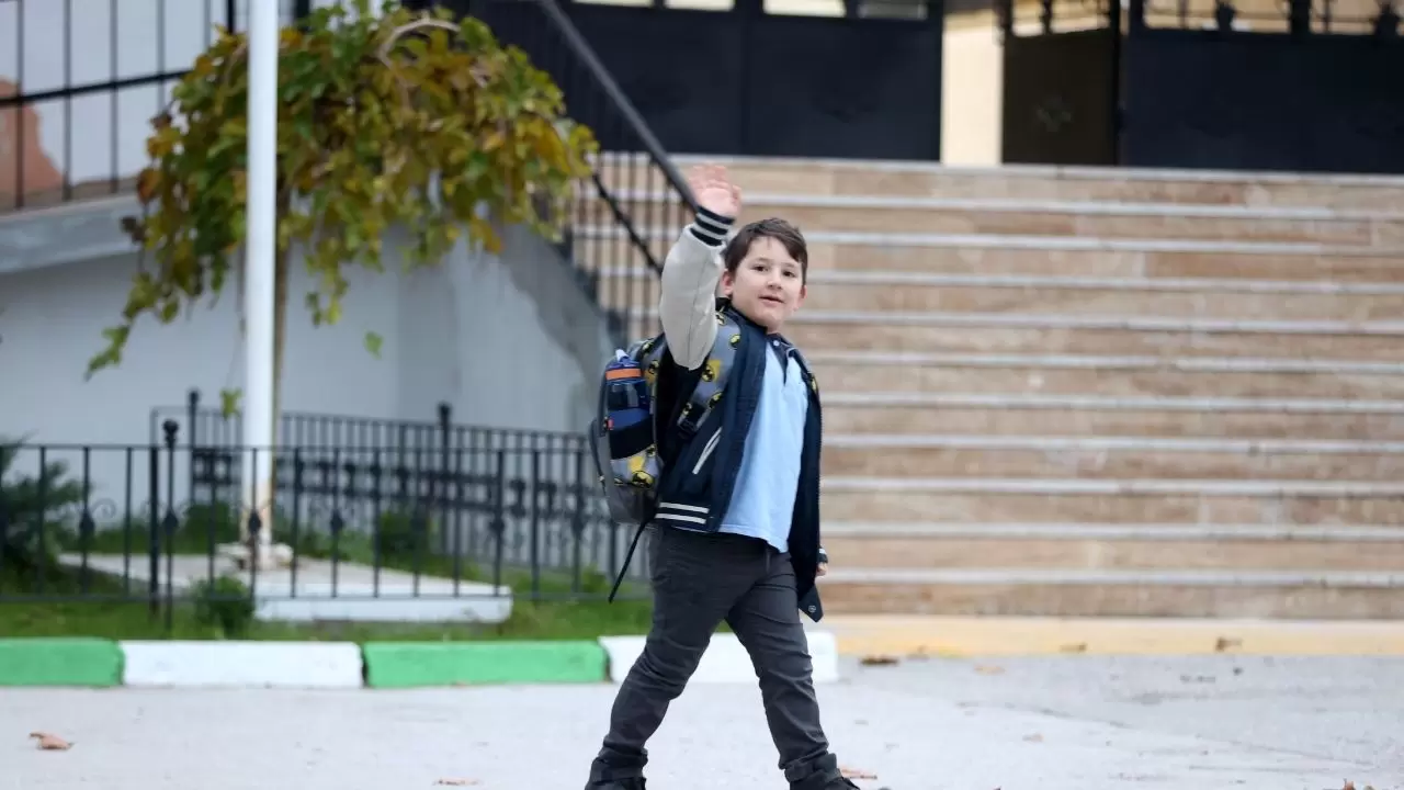 Ara tatil bitti, öğrenciler yeniden ders başında 5