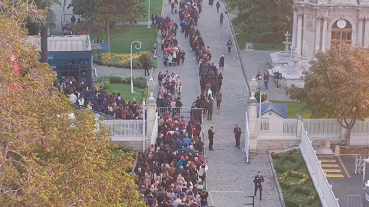 Türkiye Atatürk'ü anıyor! Dört bir yanda hayat adeta durdu 17