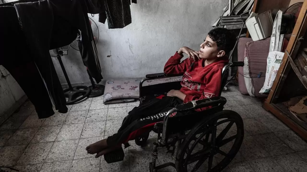 İsrail, Filistinli Reyyan'ın çocukluğunu çalarak tekerlekli sandalyeye mahkum etti 1