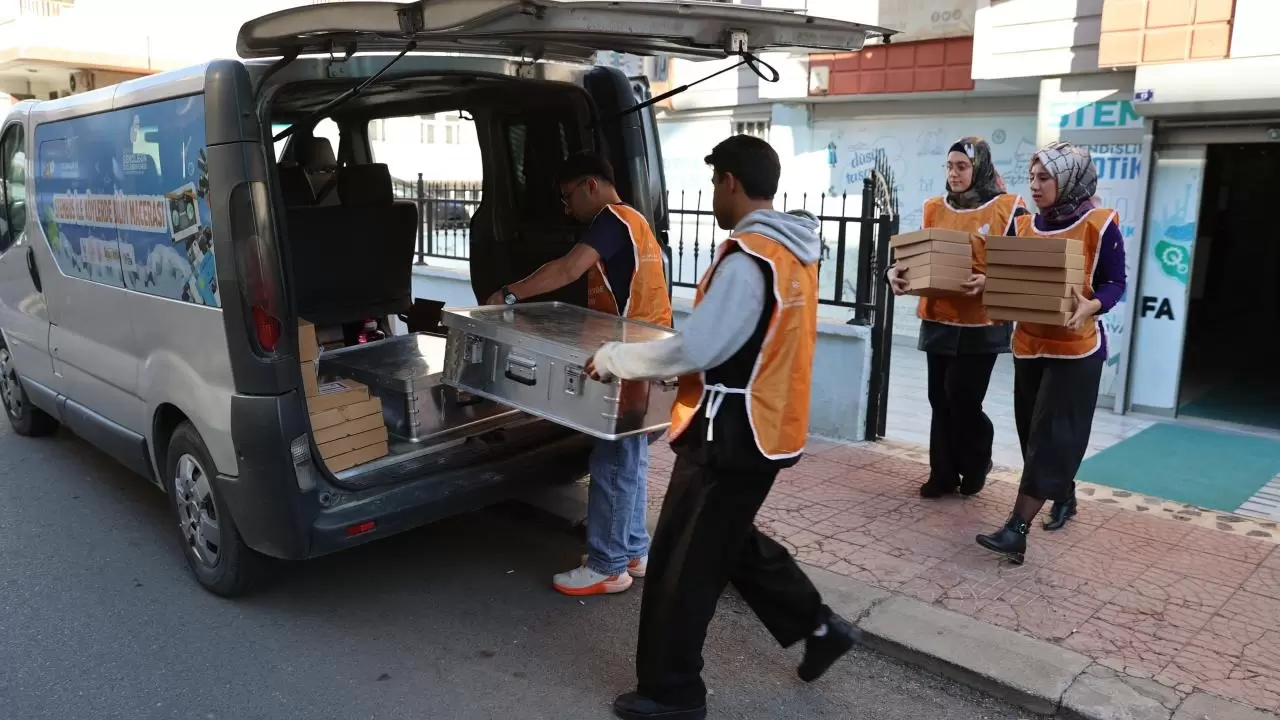 Öğretmenler kırsaldaki öğrencilere bilim ve teknoloji taşıyor 1