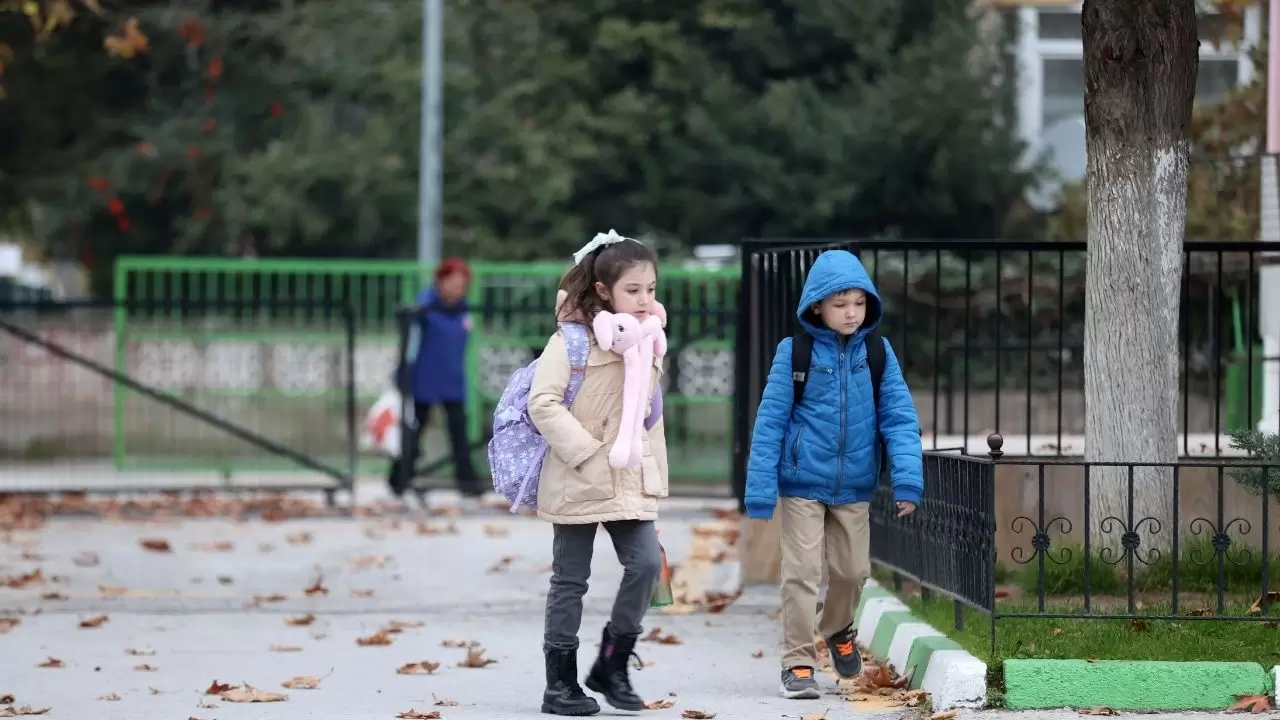 Ara tatil bitti, öğrenciler yeniden ders başında 3