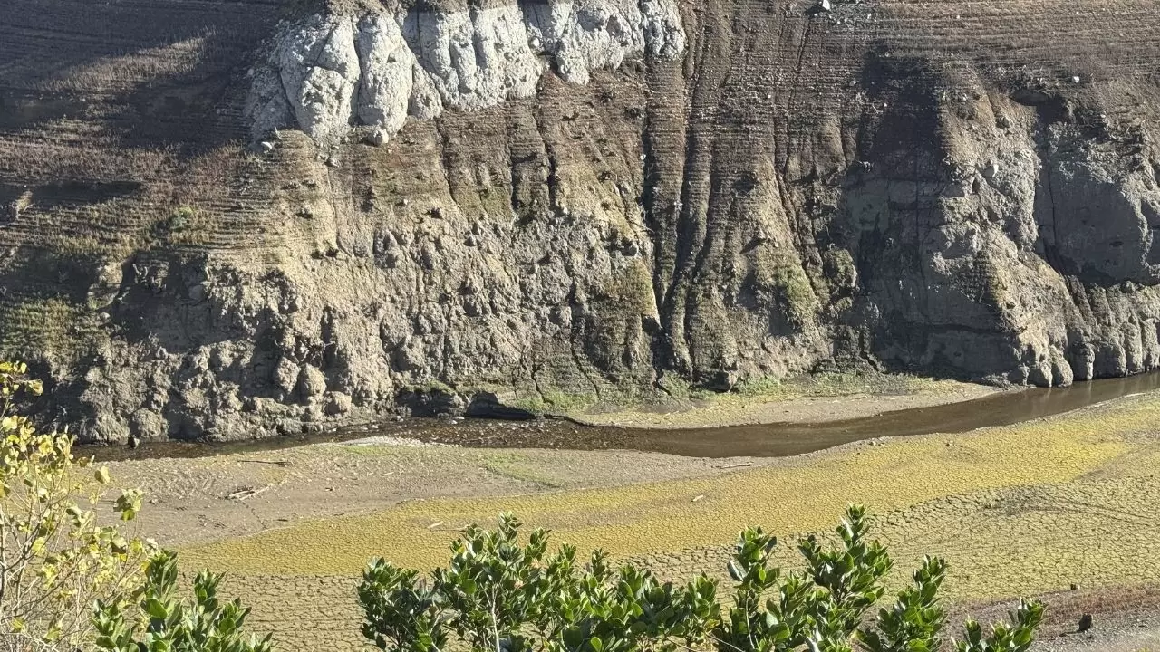 Kocaeli’nde alarm! Yuvacık Barajı’nda su seviyesi sadece %4’e düştü 1