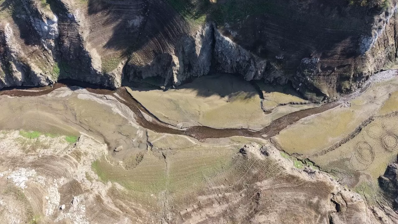 Kocaeli’nde alarm! Yuvacık Barajı’nda su seviyesi sadece %4’e düştü 7
