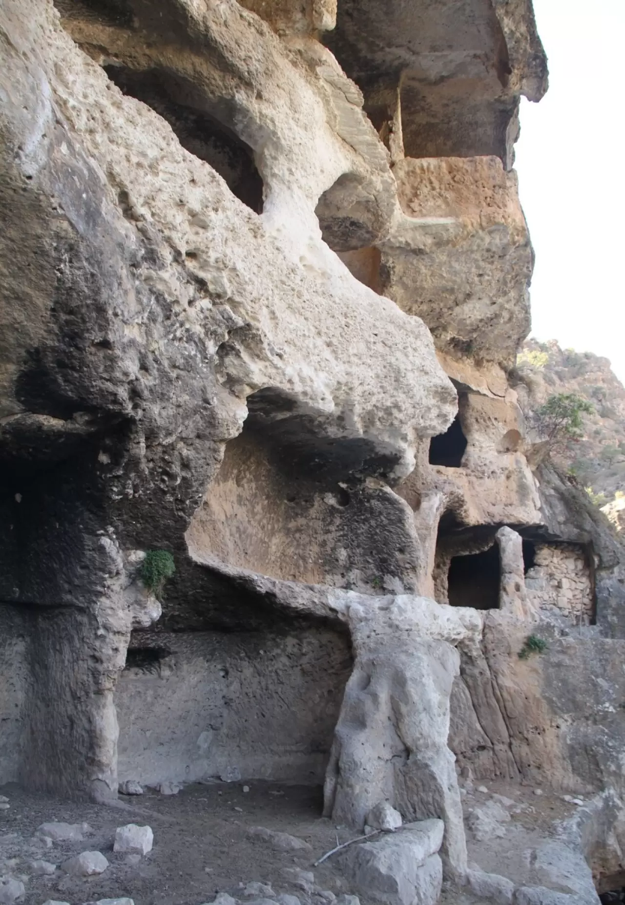 Gabar Dağı'ndaki saklı cennet: "7 katlı apartman mağarası" 2