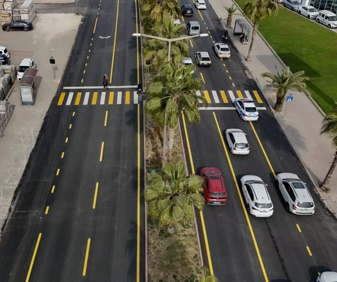 Yollarda kaos! Şerit daraltmaları ve kontrollü trafik sürücüleri zorluyor 3