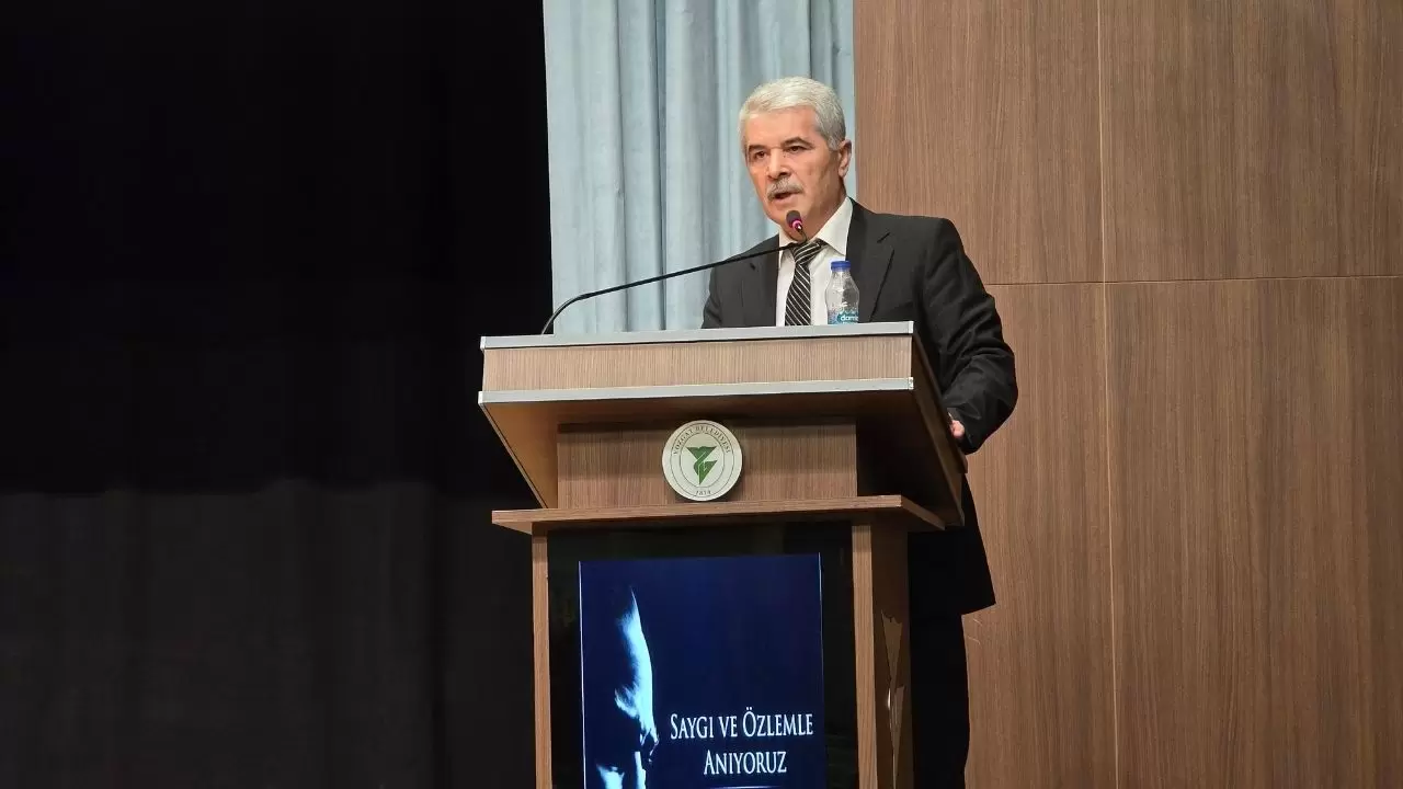 Yozgat’ta 09.05’te hayat durdu: Atatürk, 87. ölüm yılında Yozgat’ta anıldı 5