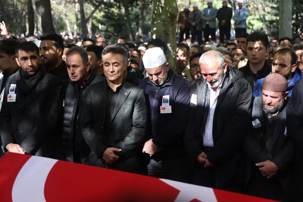 Konyalı şehit Ahmet Yasir Kuyucu son yolculuğuna uğurlandı 9