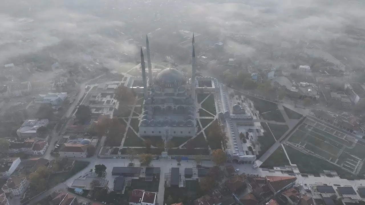 Tarihi yapı havadan böyle görüntülendi 5