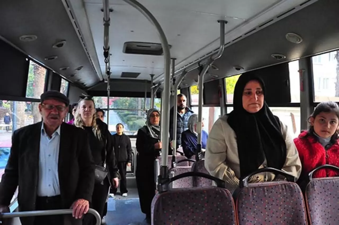 Türkiye Atatürk'ü anıyor! Dört bir yanda hayat adeta durdu 8