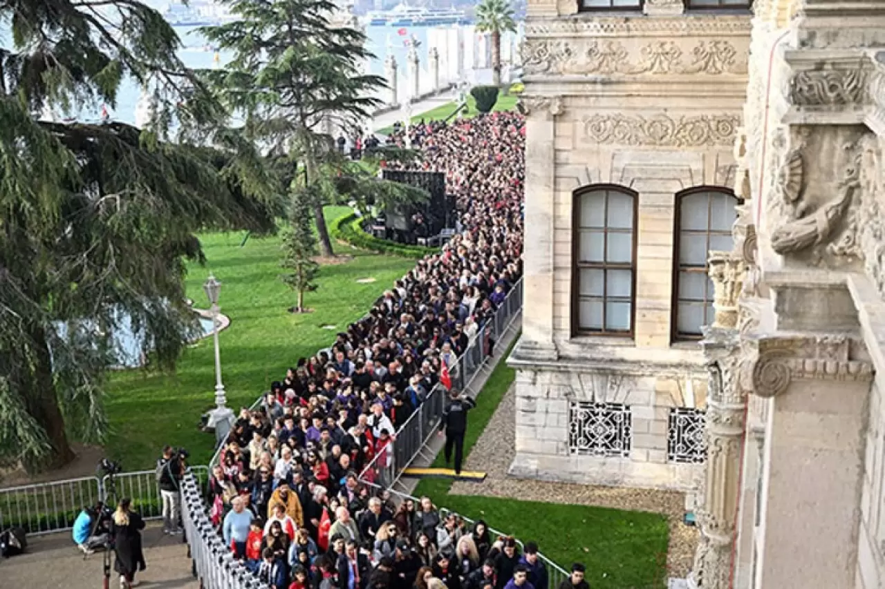 Türkiye Atatürk'ü anıyor! Dört bir yanda hayat adeta durdu 12