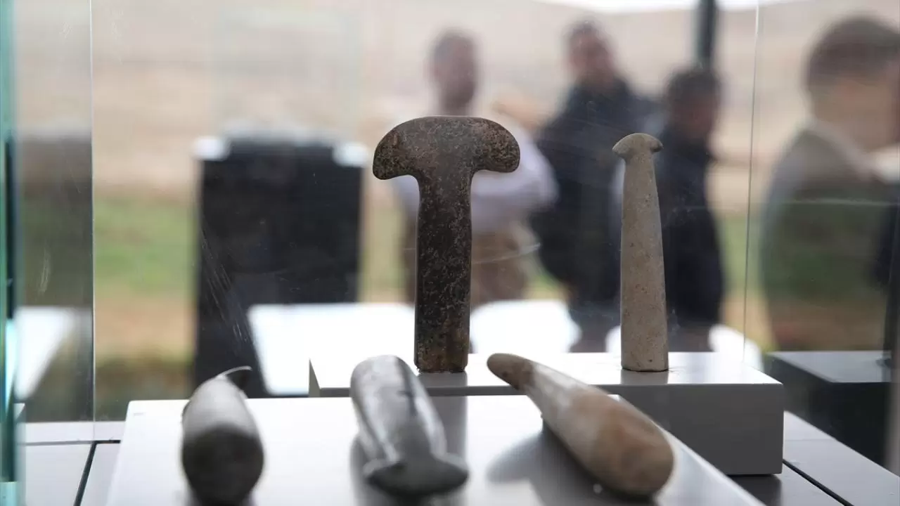 Neolitik dönemin 3 boyutlu insan heykelleri ilk kez sergilenecek 1