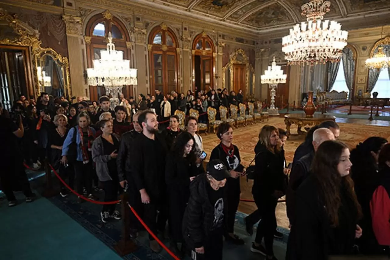 Türkiye Atatürk'ü anıyor! Dört bir yanda hayat adeta durdu 13