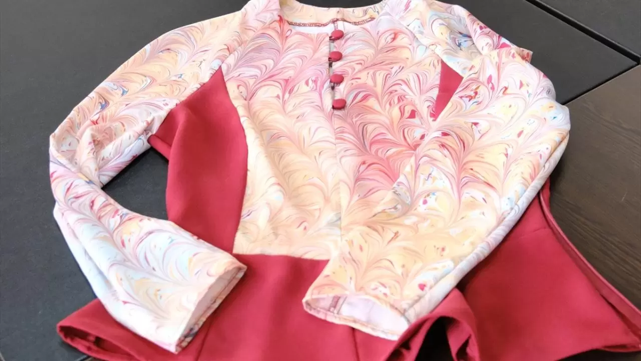 Çorum'da eskiyen kıyafetler ebru desenleriyle yenileniyor 3