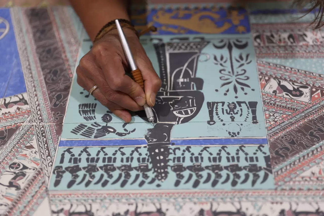 Tarihi konak kadın çini ustalarına sanat atölyesi oldu 10