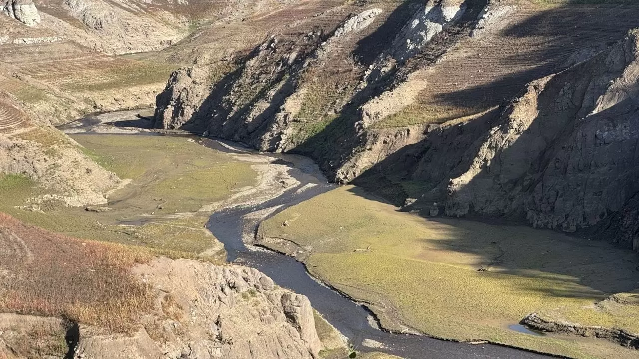 Kocaeli’nde alarm! Yuvacık Barajı’nda su seviyesi sadece %4’e düştü 3
