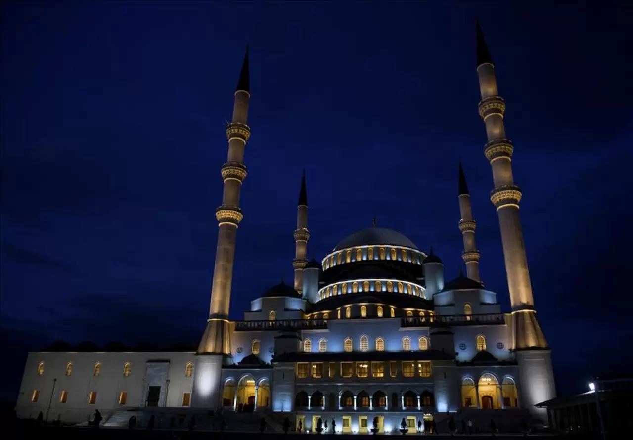 REGAİP KANDİLİ MESAJLARI 2025 (RESİMLİ) || Anlamlı, dokunaklı, farklı, hadisli, yeni, dualı ve ayetli kandil mesajları ve sözleri 4