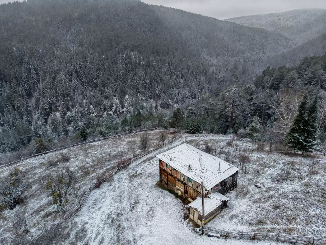 Kastamonu'nun yüksek kesimleri beyaza büründü 5
